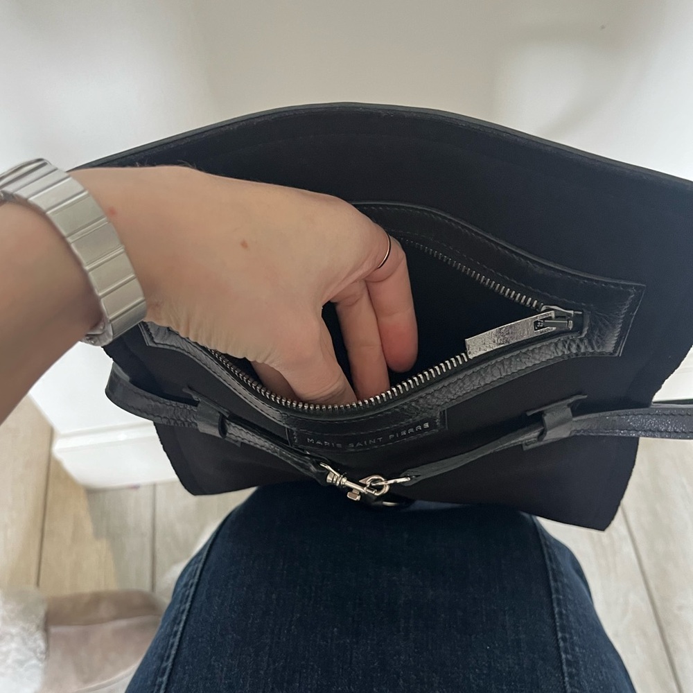 MARRIE SAINT PIERRE black leather purse - Picture 6 of 10